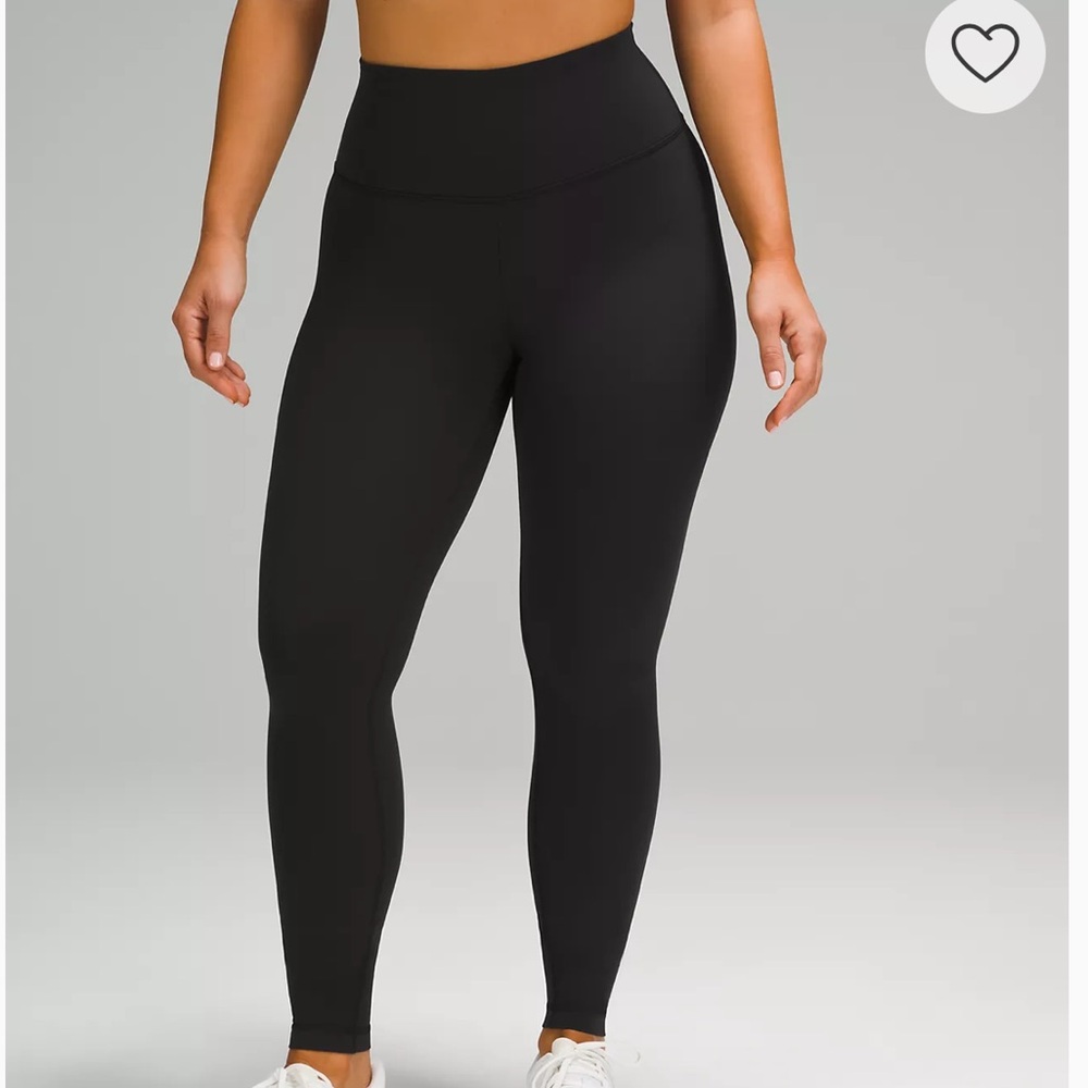 NWT Lululemon wunder train contour fit with pockets